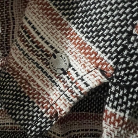 Roxy Womens Sweater XS Extra Small Red Black Aztec Knit Design V Neck Hooded - Picture 7 of 9